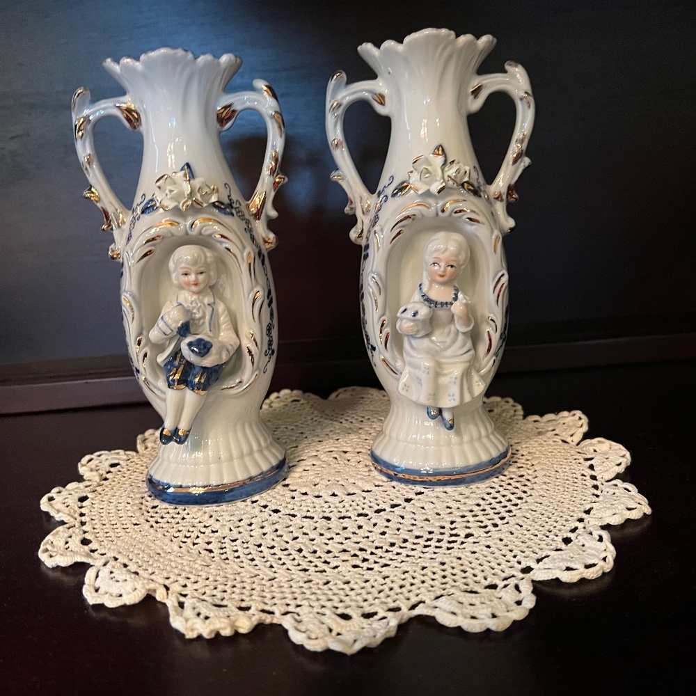 Norleans Japan Victorian Handled Vase Set